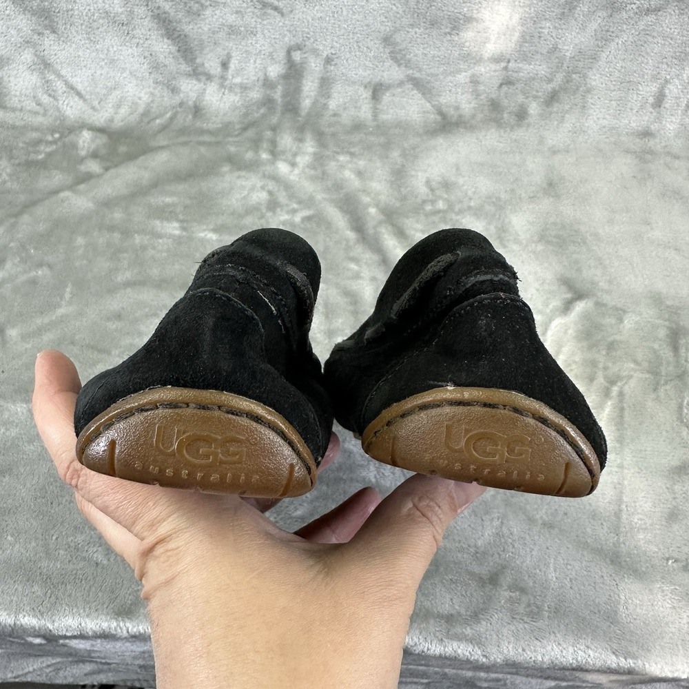 UGG Moccasin Women's 9 Black Slippers Driving Shoes - Picture 7 of 11